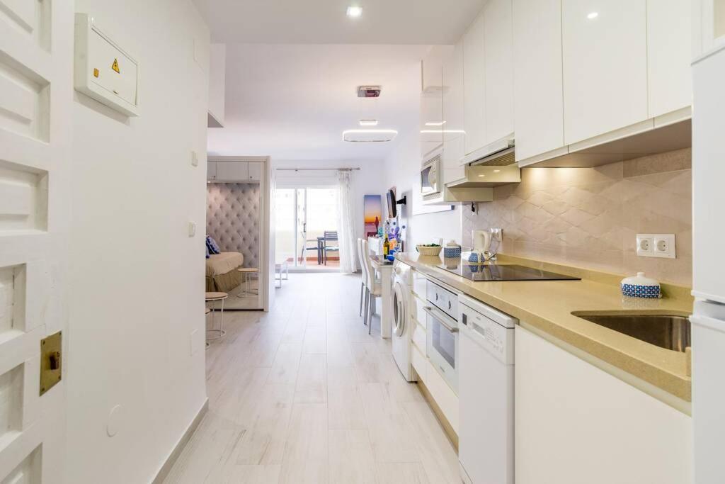 Sol Apartment - C&G Benal Beach Benalmádena Buitenkant foto