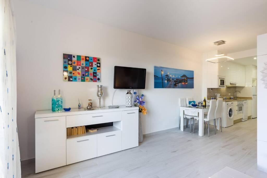 Sol Apartment - C&G Benal Beach Benalmádena Buitenkant foto