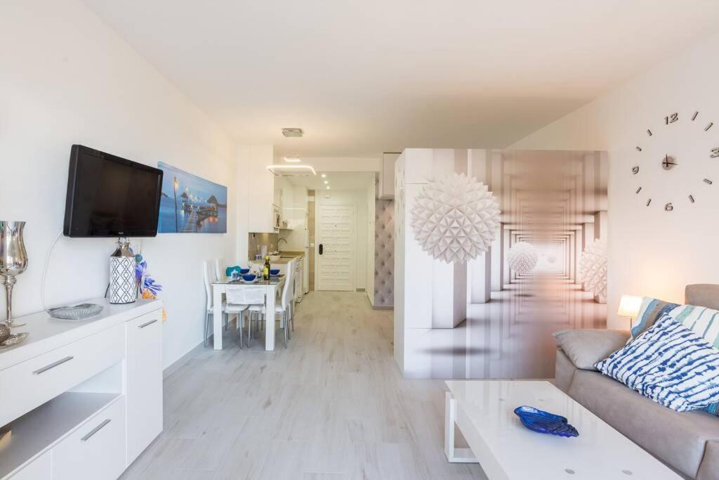 Sol Apartment - C&G Benal Beach Benalmádena Buitenkant foto